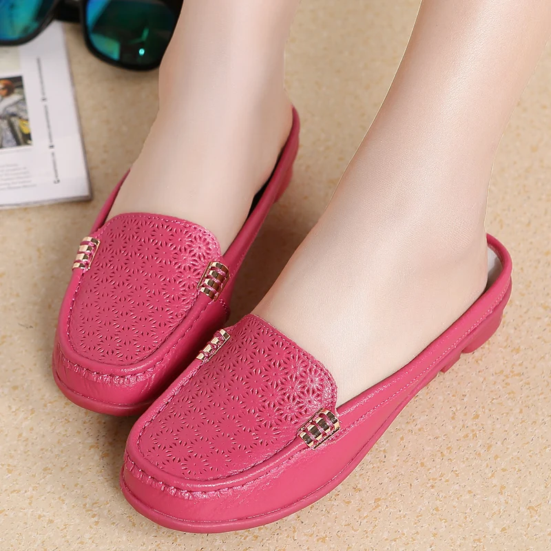 Summer Soft Slip On Loafers Moccasins Lazy Non-Slip Walking Shoes Big Size 41 42 Fashion Genuine Leather Hollow Slippers Women