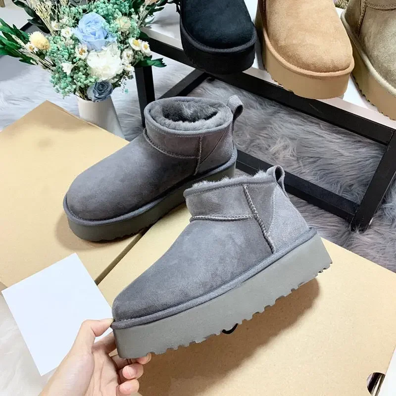 Zapatillas cómodas de piel para mujer, Material de ante y lana, botas clásicas con plataforma Ultra Mini, tallas 34 a 53, novedad de invierno de 2026