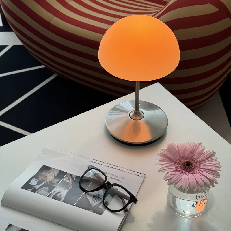 

Radiolink R6DSM 2.4G 10CH RC Transmitter Receiver Mini Size SBUS/PWM Suitable for Racing Drones Compatible for AT9S/AT10/AT10II