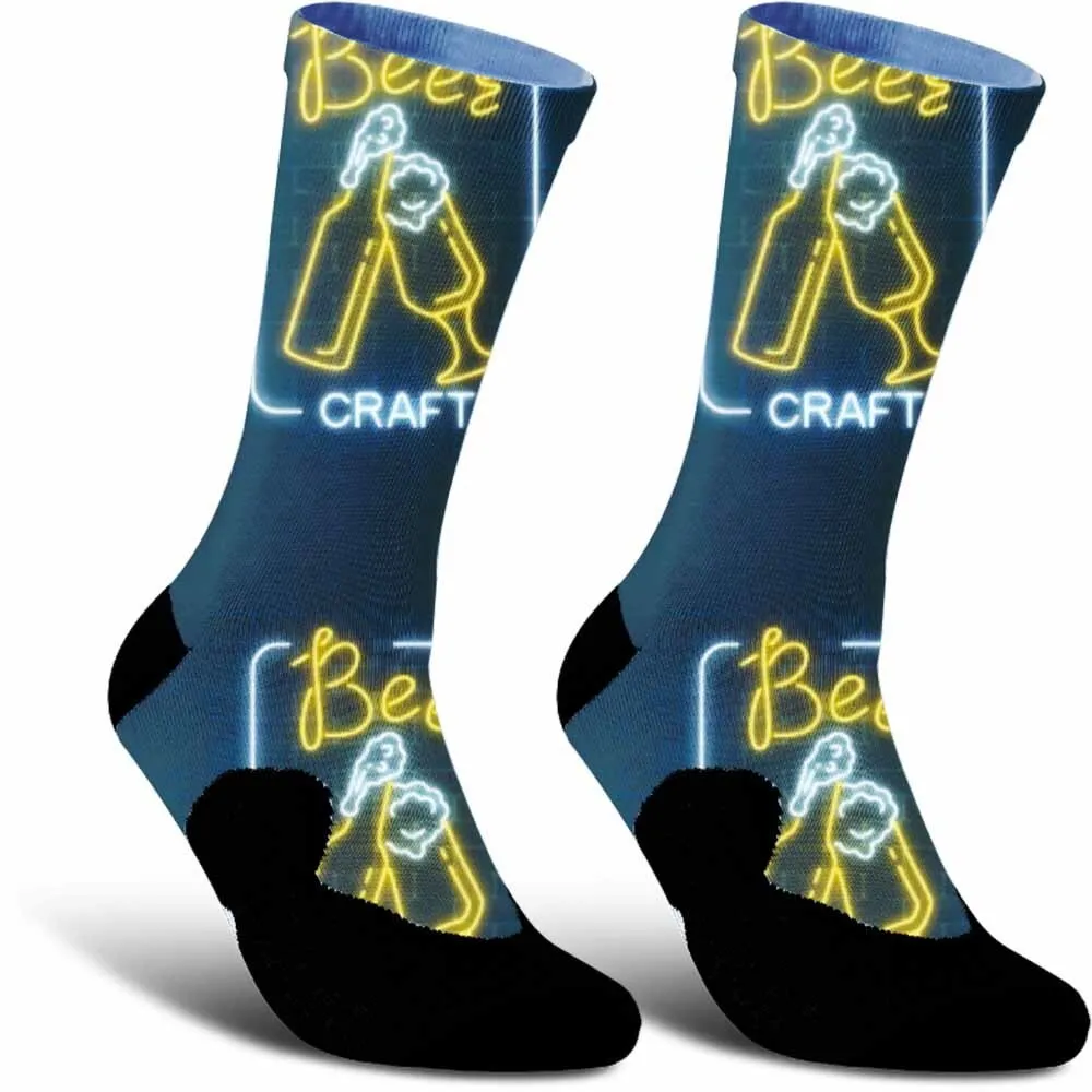 2025 Nuovi buffet della birra, a scatto! I nostri calzini da ciclismo scontano diverse birra: motivi a tema, da graziose tazze ai botti vintage.