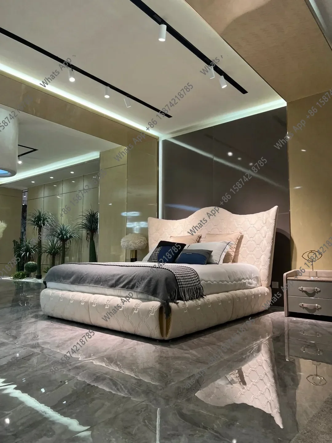 X32 Italian Simple Light Luxury Designer Household Large Master Bedroom Villa Matte Cloth Double Bed