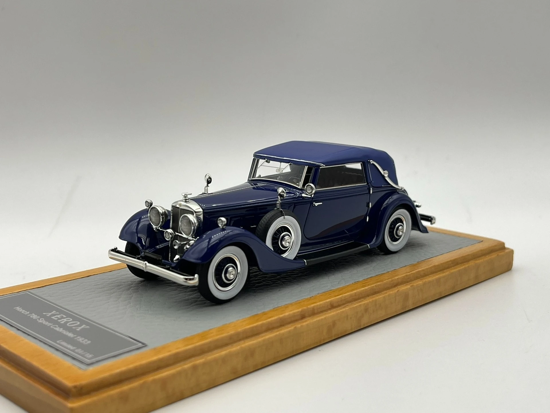 XEROX 1:43 Horch 780 Sport 1933 Vintage Car Simulation Limited Edition Resin Metal Static Car Model Toy Gift