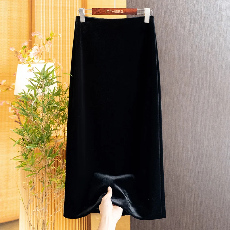 New Chinese-Style Fashionable and Elegant Versatile Retro Skirt 2026 Autumn New High-Waisted Slimming Velvet Straight Skirt