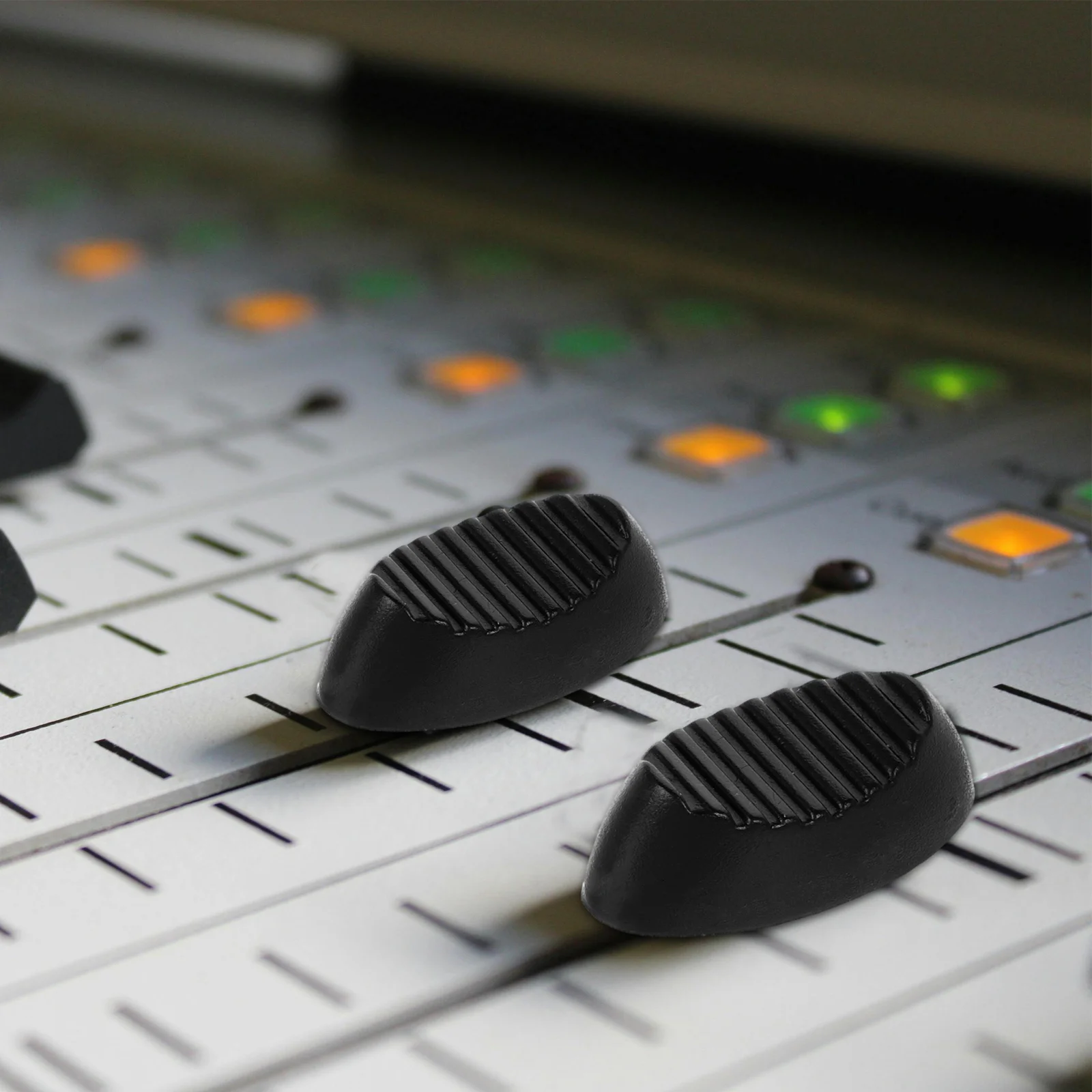 

10pcs Console Slider Fader Knob 4Mm Audio Fader Cap Replacement Plastic Mixer Slider Handle For Dj Equipment Mixer Accessories