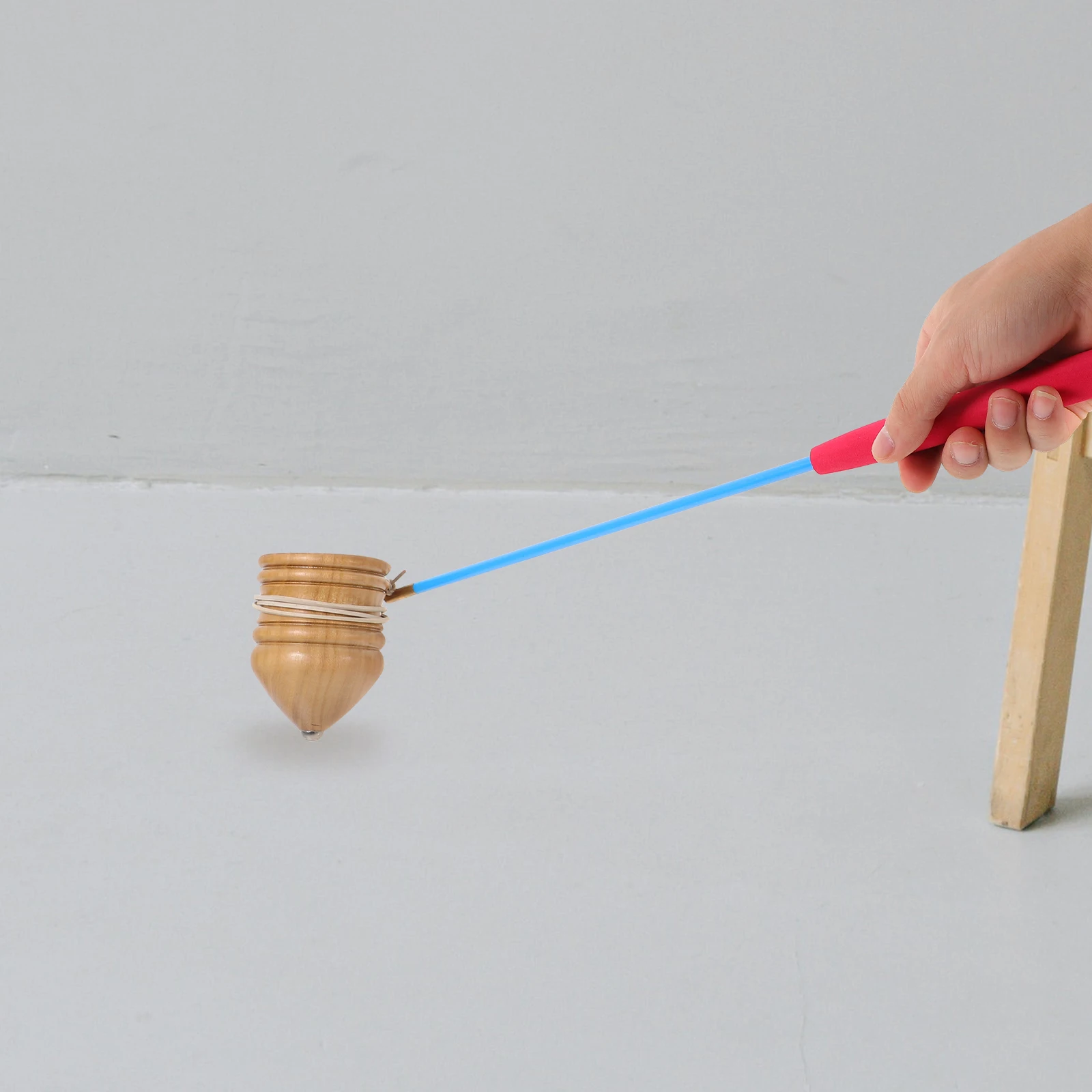 

Solid Wood Spiral Elderly Toy Wooden Peg-top Tops for Kids Metal Gyro