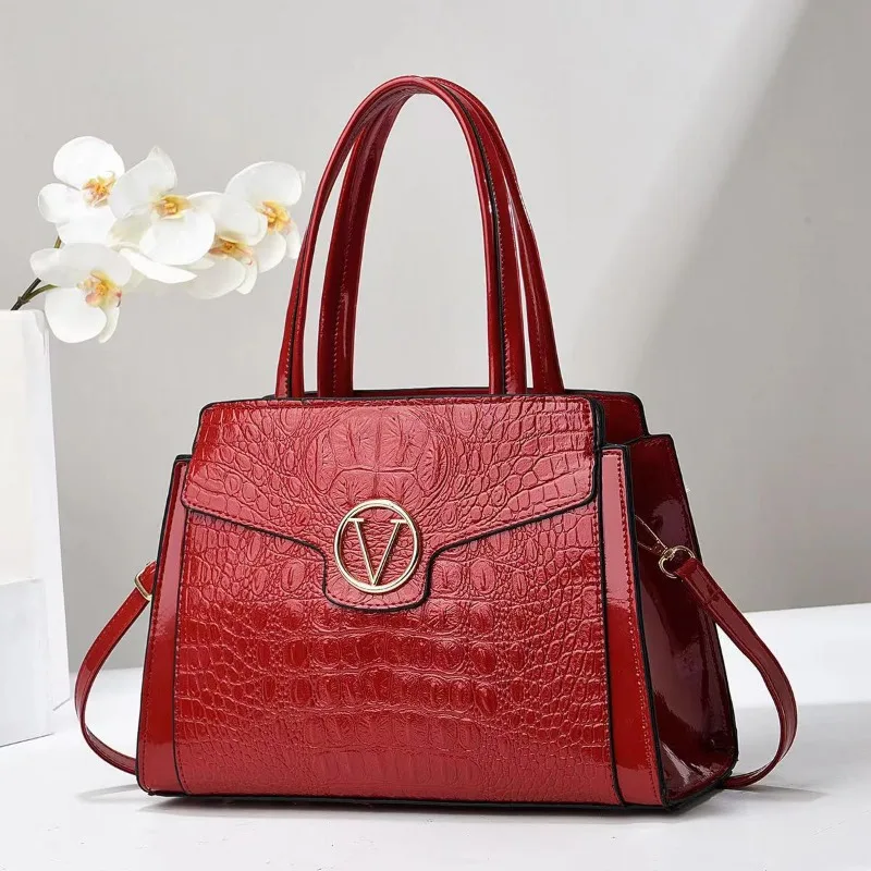 

2025 Новая высококачественная женская сумка через плечо, однотонная большая сумка, роскошные сумки из мягкой кожи, дизайнерская сумка для женщин, сумки на плечо