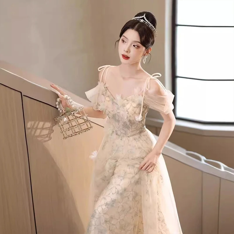 Princess Off Shoulder Korea Wedding Dresses A Line Appliques Bridal Gown Backless Shoulder Strap Photo Shoot Bride Dress Maxi