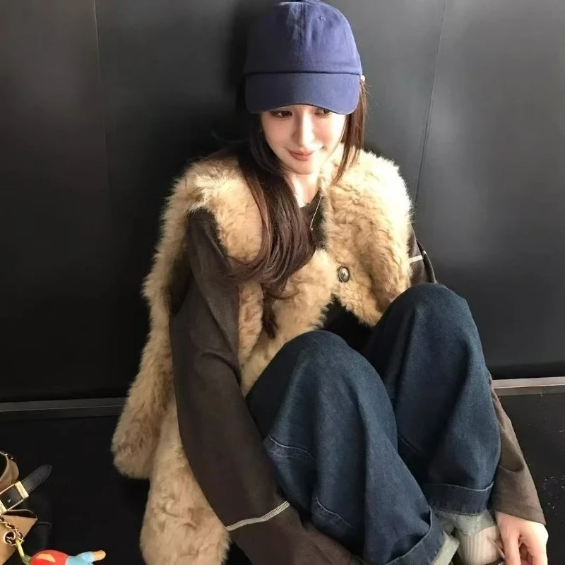 

New Autumn Winter Faux Lambswool Oversized Vest Cozy Plush Faux Fur Cardigan Capelet for Women Warm Toscana Style Waistcoat