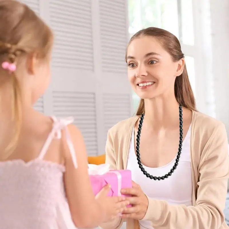 Magneetkettingen Stijlvol en duurzaam Hematiet Ronde kralen Genezingsketting Eenvoudige zwarte hematiet magnetische ketting voor dames