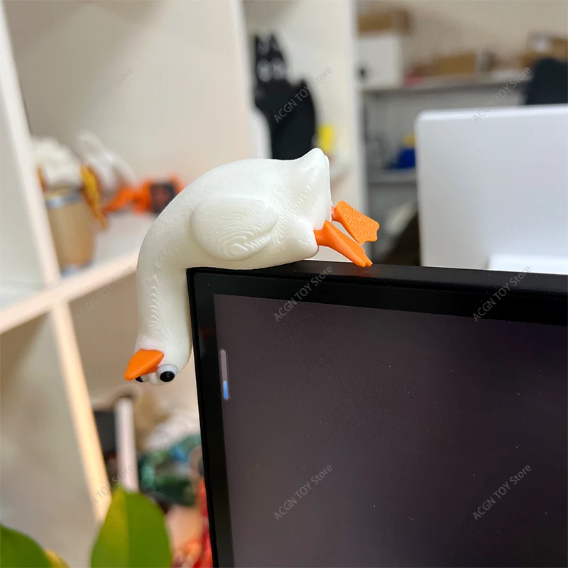 3D-Gedruckte Gänse-Dekofigur Niedliche Hängende Enten-Figur Lustiges Schreibtisch-Ornament für Büro und Zuhause