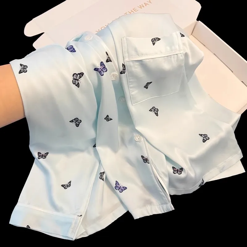 

Комплекты пижам женские из модала, утепленные, свободного кроя, с бисером, легкие в уходе, с круглым вырезом, с длинными рукавами, шорты, летние, серые, с цветочным принтом
