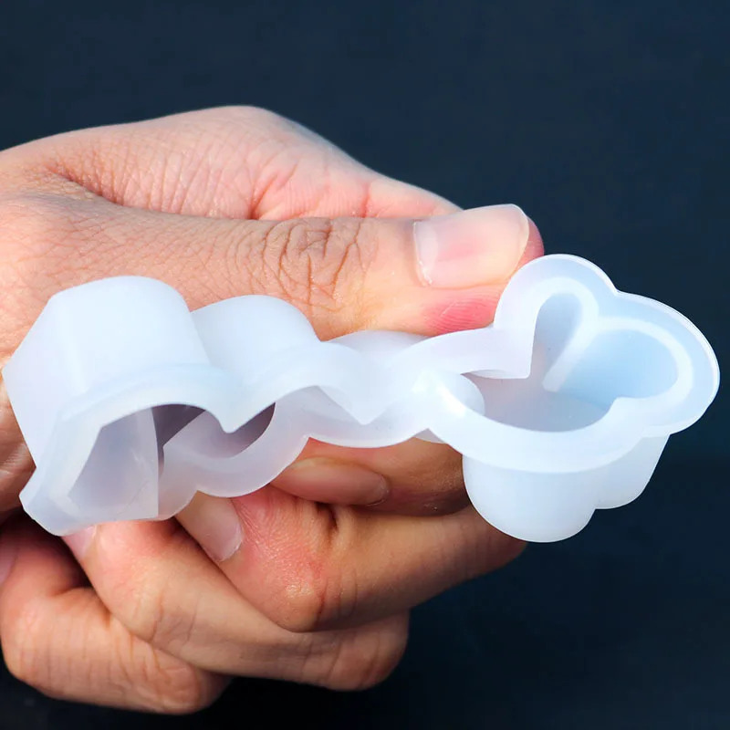 Long 5 In 1 Heart Shaped Candle Silicone Mold 3D Atmosphere Candle Plaster Ornaments Mold For Resin Making Craft