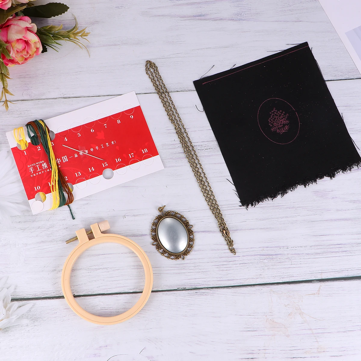 

3Set DIY Necklace Embroidery Kit Cross Stitch Pendant Chain Colored Thread Base Cloth Tools Set for Handmade Pendant Craft Gift