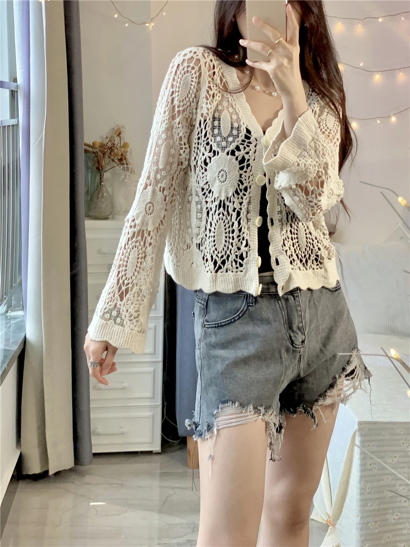 Sexy V-neck Hollow Out Crochet Lace Cardigan Women Spring Summer Long Sleeve Lace Shirts Korean Style Girls Beige White Crop Top