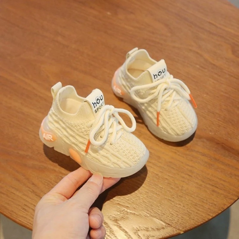 

Новые детские кроссовки Весна 2026: комфортные, дышащие, сетчатые туфли для мальчиков, простые универсальные повседневные туфли для девочек на толстой подошве