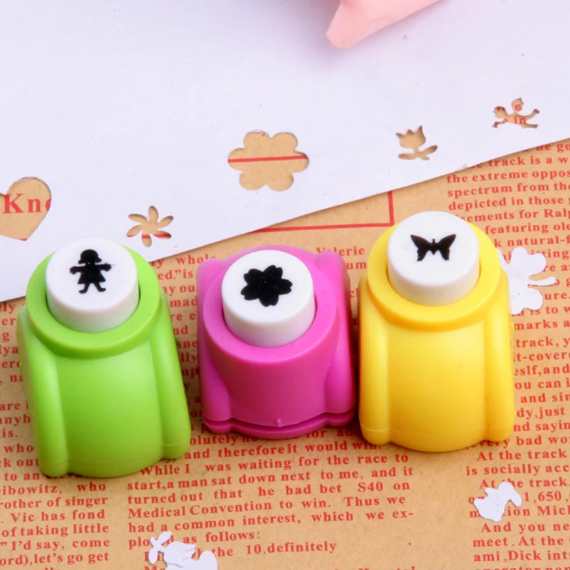 1Pcs Mini Scrapbook Punches Handmade Cutter Card Craft Calico Printing DIY Paper Craft Punch Hole Puncher Shape Random Color