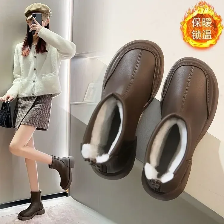 

Snow Boots for Women 2025 New Model with Plush Warm Cotton Boots, Thick Soled Short Boots, Comfortable and Non Slip Ankle Boots