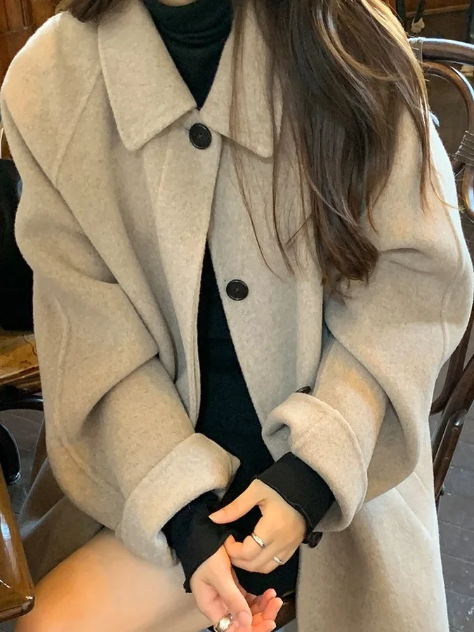 

Retro Ele Mid-Length Woolen Coat Women's 2025 Autumn Winter New Small Size High-End Feeling Furry Outerwear