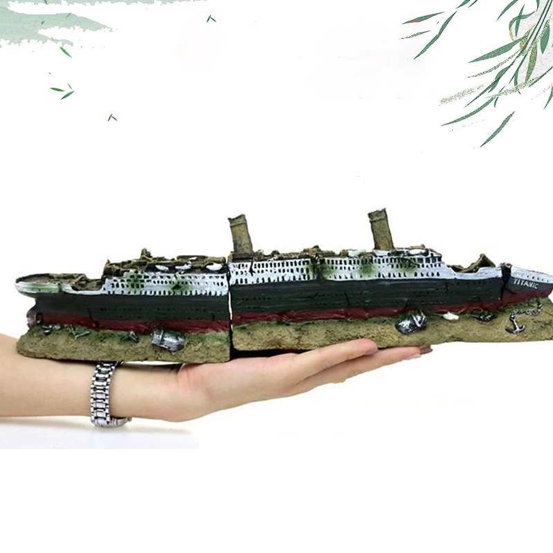 Aquarium decoration Sinking Titanic Model Shipwreck ornaments Natural Resin Fish Tank Decoration Castle Fish Tank Decor Ornament