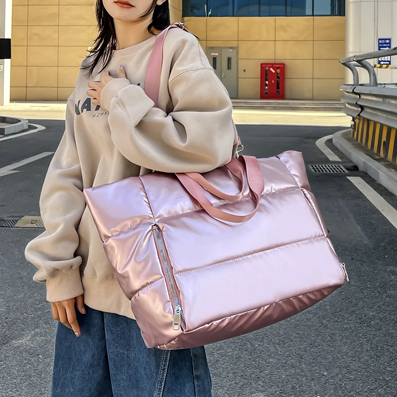Übergroße lässige Reisetasche für Frauen wasserdichte Nylon gepolsterte Einkaufstasche geste ppte Baumwolle Raum Handtasche Messenger Mode Paar Tasche – Detail 5