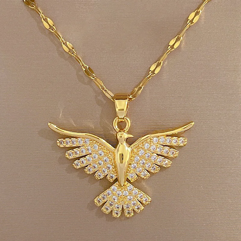 Fashion Phoenix Necklace Classic Lovely Bird Wings Flying Pendant Gift