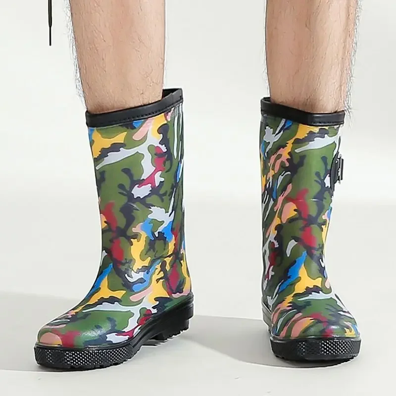 

Молодые весенне-осенние мужские туфли на низком каблуке, мотоциклетные удобные резиновые сапоги до середины икры, грязевые сапоги с широкими пальцами, дешевые мужские резиновые сапоги