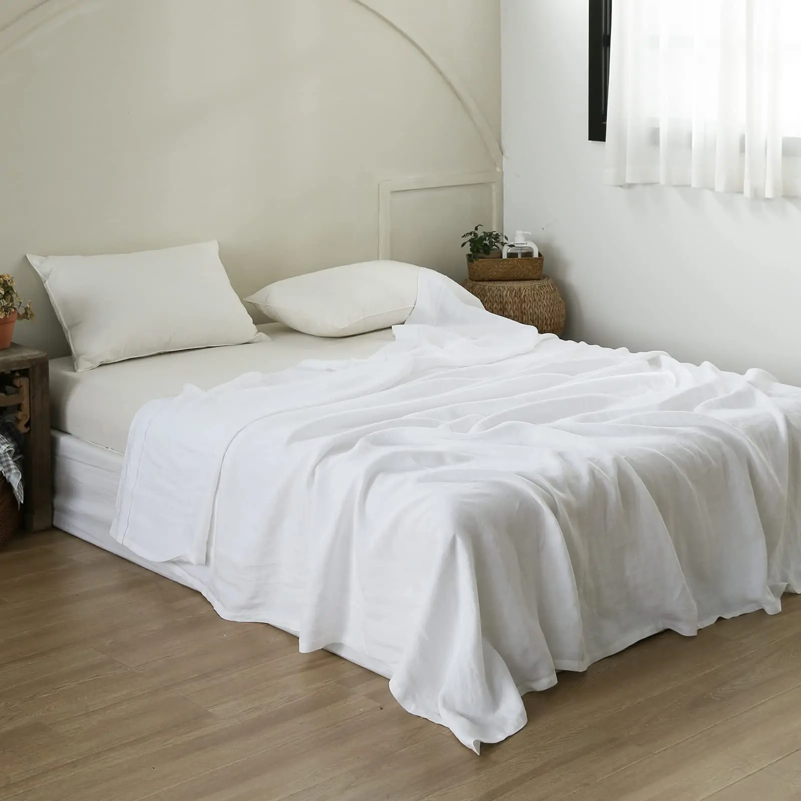 

Simple&Opulence 100% Linen Sheet French Flax Flat Sheet with Embroidery Stone Washed Solid Color Farmhouse Top Sheet