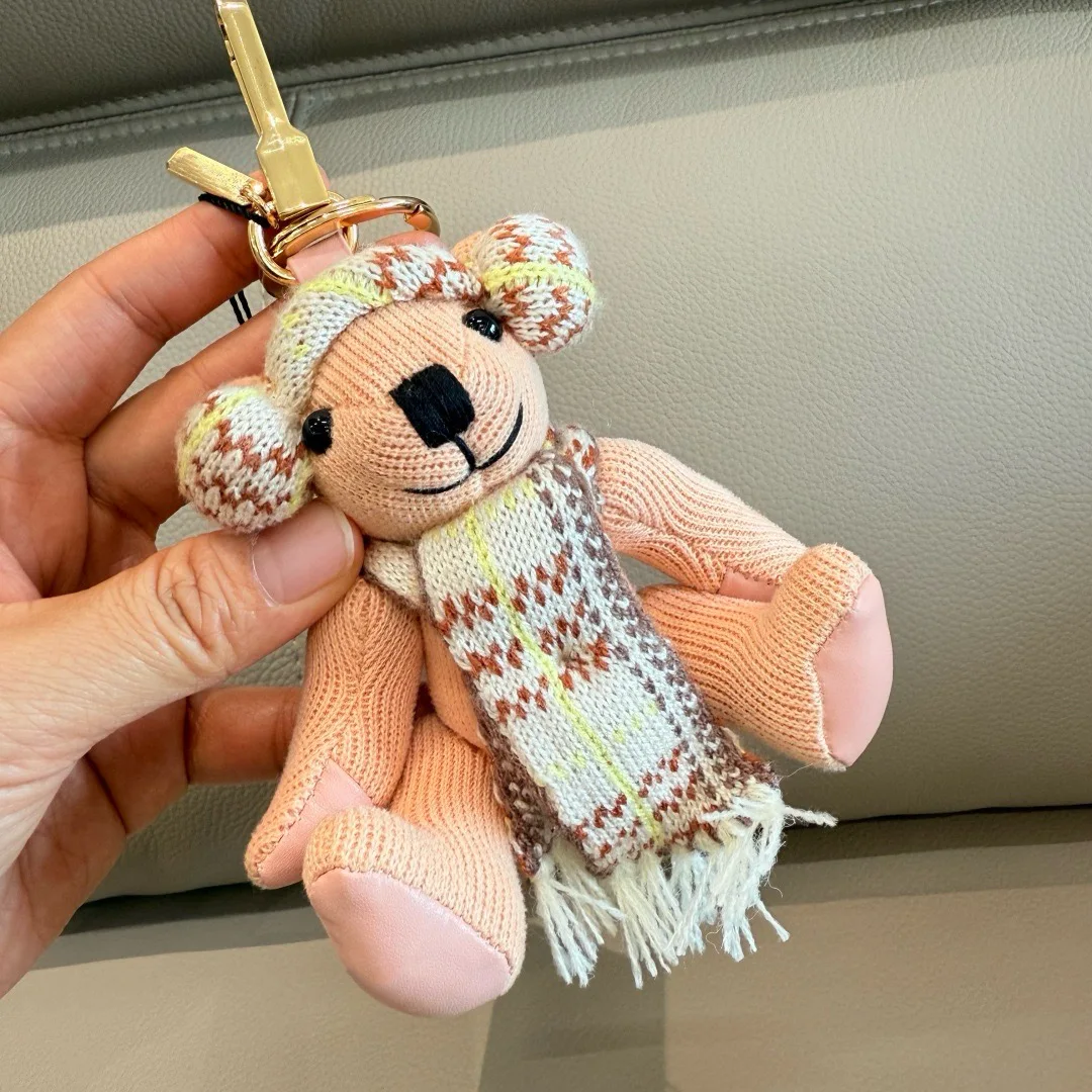 Prada robot keychain-AliExpress