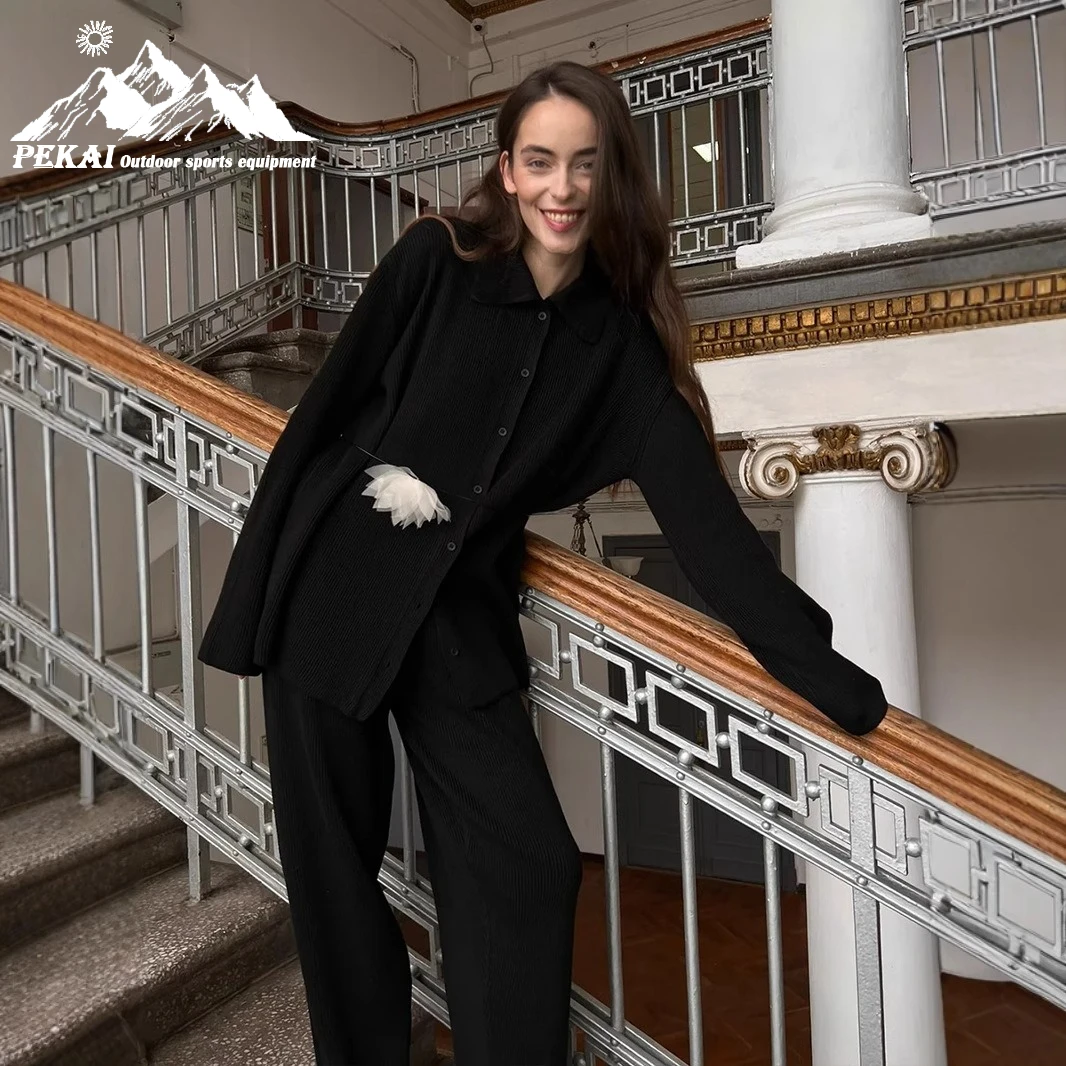 

Autumn and Winter European and American Collar Long Sleeved Knitted Suit New Loose and Comfortable Patterned Sweater Set