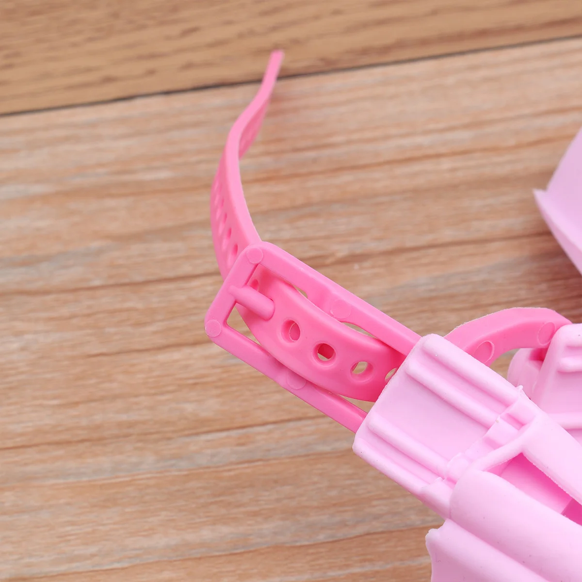 Wodoodporny kapelusz do mycia włosów dla niemowląt, regulowany, TPE, różowy, miękki, wytrzymały, bezpieczny, zapobiega wpuszczaniu się wody, szamponu do oczu i uszu podczas kąpieli.