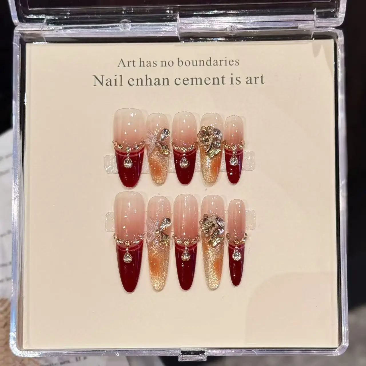 10 Stück luxuriöse handgefertigte Nägel zum Aufdrücken, langes, ovales, handbemaltes Katzenaugen-Design mit 3-teiligem Werkzeug, selbstklebende Nagelkleber-Tabs