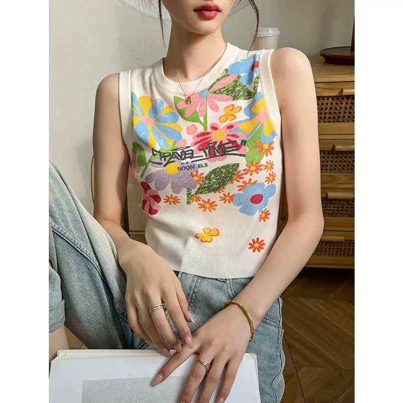 Damska koszulka bez rękawów z okrągłym dekoltem, z nadrukiem graffiti i kwiatów, nowy wzór na lato 2024, unikalny i uniwersalny top.