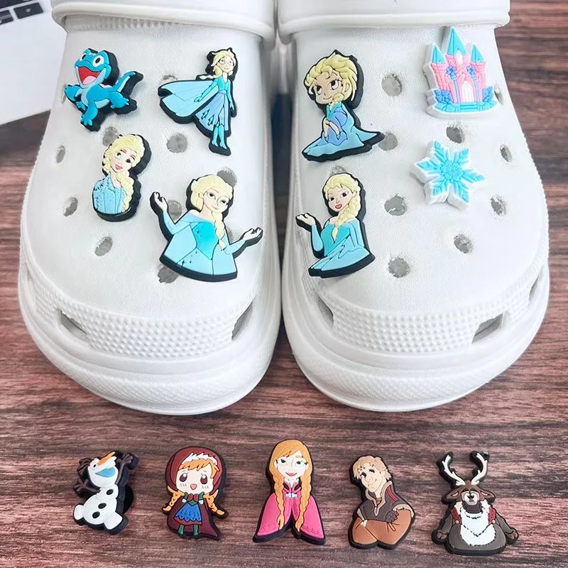 Dijes de Disney para zapatos de Frozen, accesorios de decoración para zapatos de Anna, Elsa, Olaf, Zueco de jardín, hebilla, fiesta de Navidad para niños y niñas, 1-13 piezas