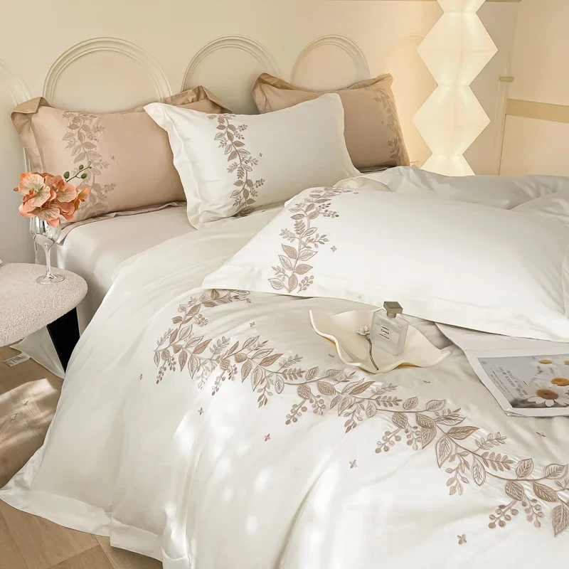 100% Egyptian Cotton Duvet Cover Set Luxury Bedding Set Chic Embroidery Quilt Cover Set Bed Sheet/Fitted Sheet Pillowcases 4Pcs