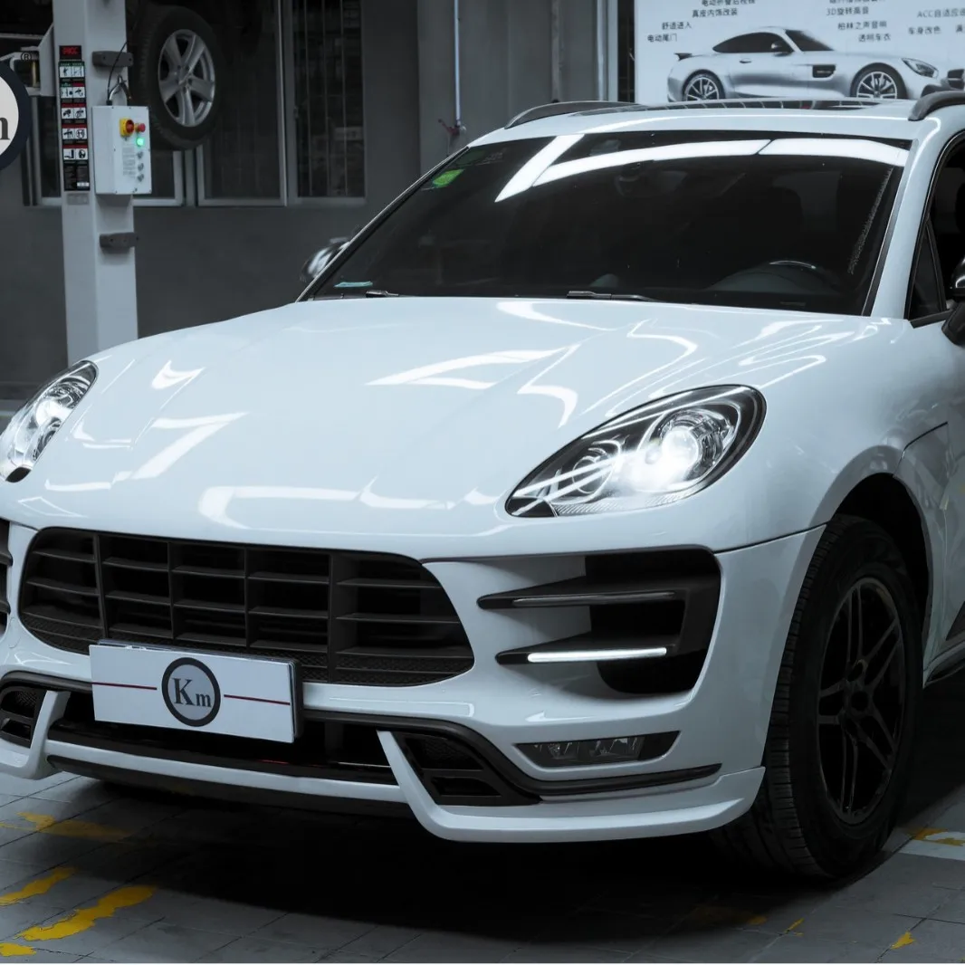 مناسبة لموديلات MacA N95 B.1/2 14-21 تم ترقيتها مع مجموعات الشفاه الأمامية والخلفية TKT بالإضافة إلى التنورة الجانبية #3