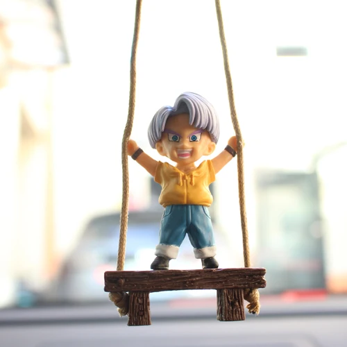 Imagen 2 del producto Columpio personaje de Anime modelo accesorios de coche adornos de espejo retrovisor automático regalo de cumpleaños decoraciones automáticas juguetes colgantes de coche