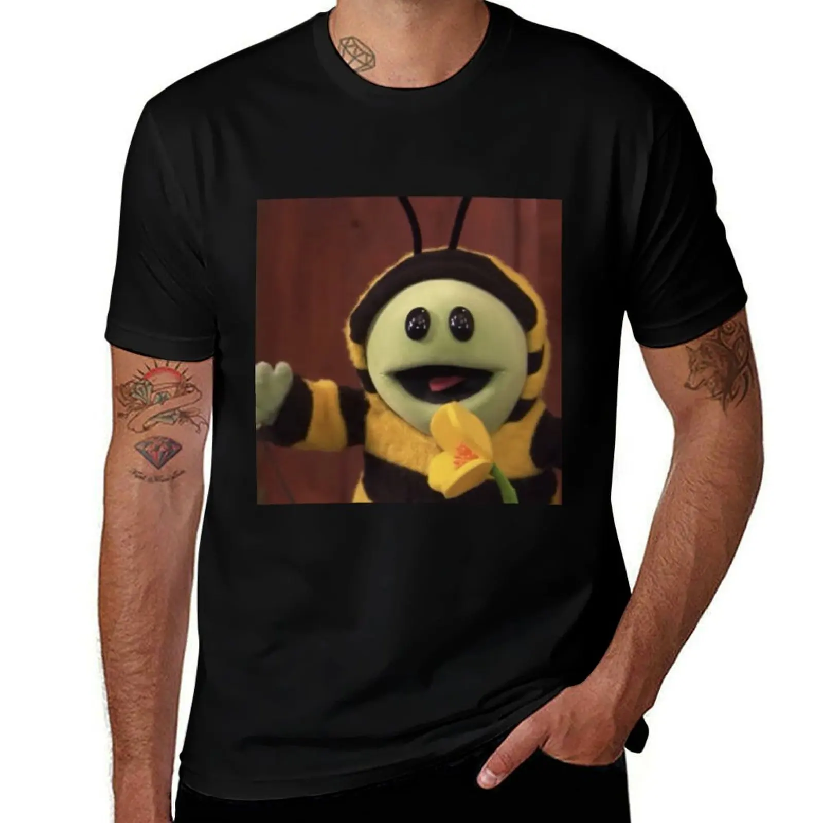 

nanalan bee T-Shirt t shirts for man slim fit man graphic t shirt T-Shirt