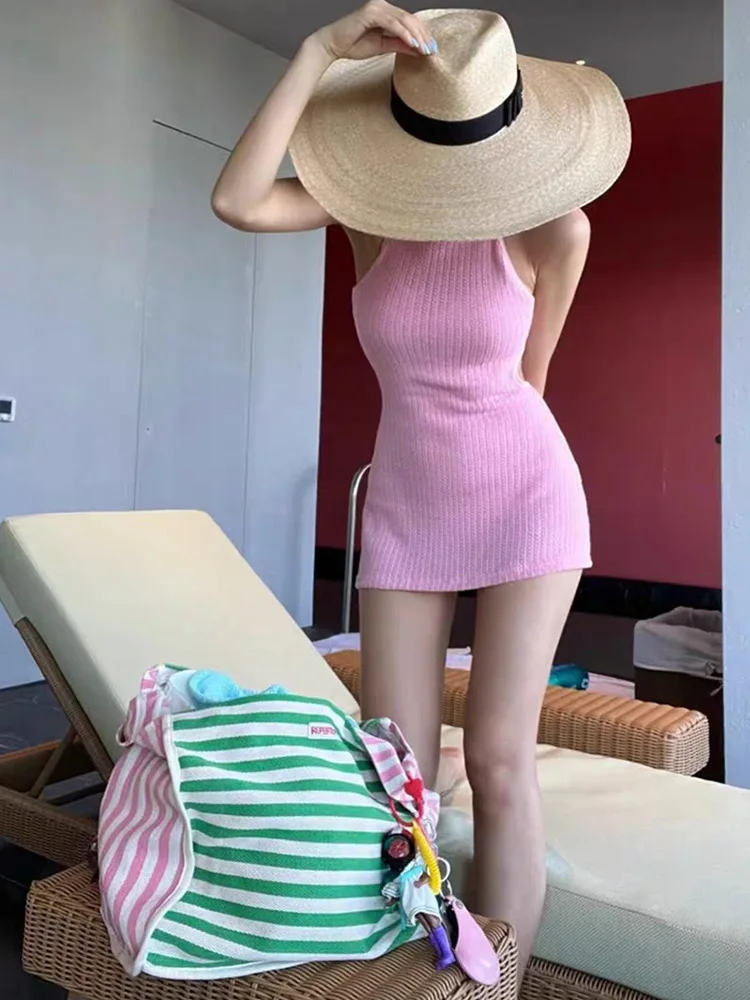 Traje de baño de una pieza con falda sin espalda y sin mangas de punto de Corea del Sur para mujer, nuevo traje de baño de vacaciones adelgazante para cubrir el vientre de verano 2025