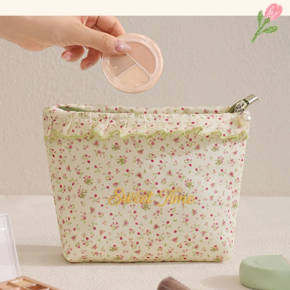 Floral Embroidery Makeup Bag Sweet Girly Ruffle Cosmetic Pouch Portable Travel Handheld Storage Bag for Lipstick Makeup Brushes