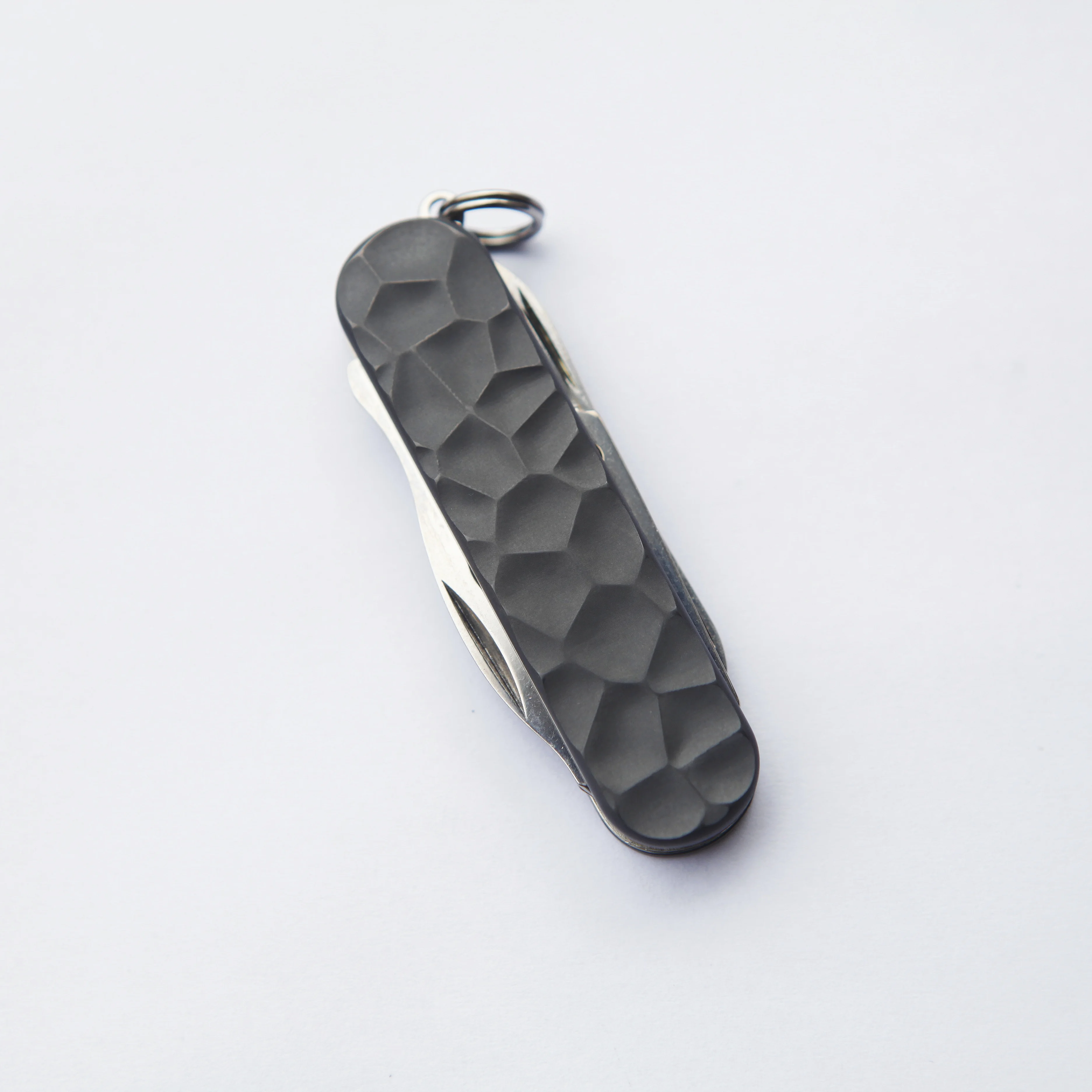 Zirconium alloy handle scale patches suitable for the 58MM Victorinox Swiss Army Knife（Excluding knives）