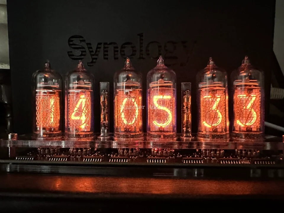 

Nvarcher 6-bit IN-14 glow tube clock IN14 Excluding lamp tubes