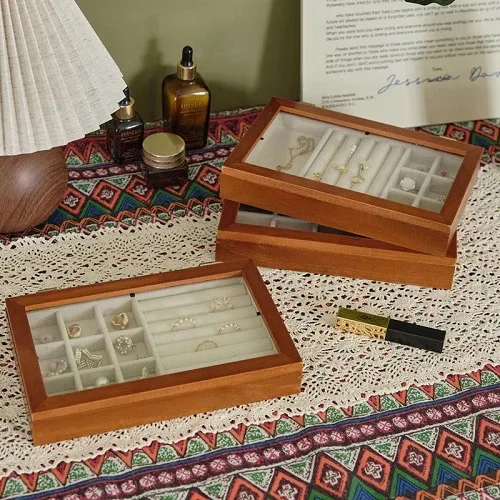 

Настольный ящик для хранения ювелирных изделий из цельного дерева, пылевое ожерелье, кольцо-гвоздик, коробка для демонстрации браслета, отделка ювелирных изделий в стиле ретро