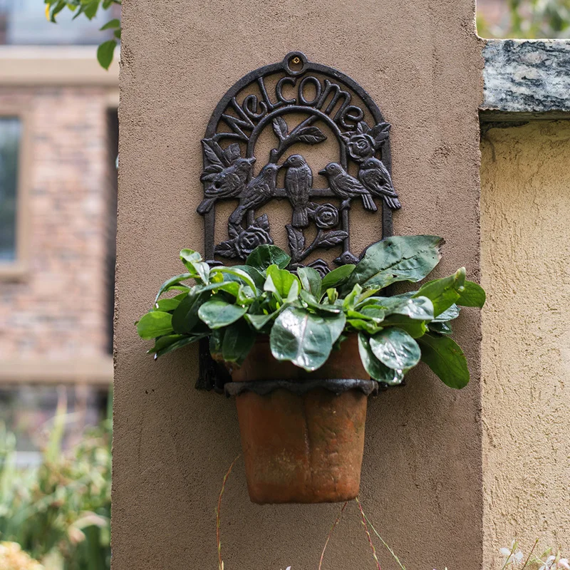 

Flower pot bracket cast iron classical pattern decoration wall hanging parts suitable for gardens outdoor gardens European retro