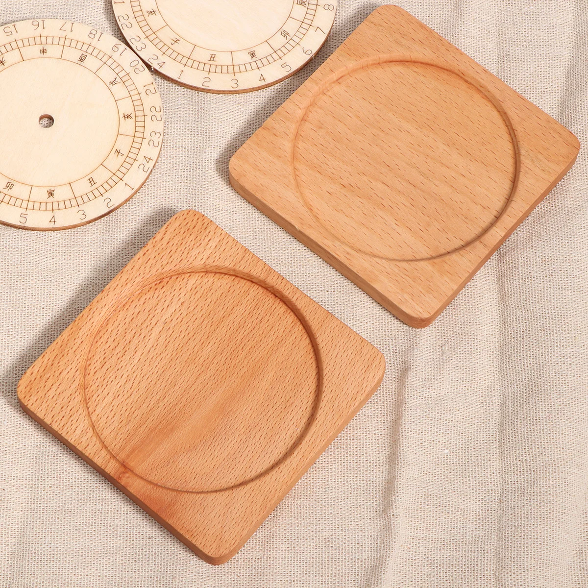 

2Pcs Wooden Coaster Premium Beech Square Outside Round Inside Non- Mat Heat Insulation Pad Home Wedding Banquet Table