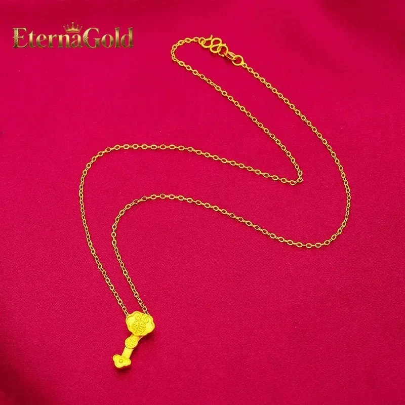 

Женский кулон EternaGold Ruyi, 24-каратное золото, AU999 | Матовый золотой узор руи с виноградными лозами и эмалевыми облаками, классический аксессуар для чонсама.