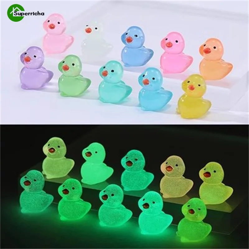 100/1PCS Luminous Mini Ducks Moss Microlandscape Miniature Duck Figurines Fairy Garden Accessories Home Decor Glow in The Dark