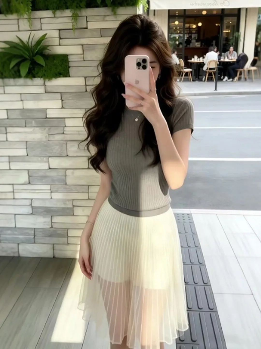 

Korean Style Beautiful Top And Skirt Set Summer Fashion Small Size Absolutely Beautiful Set Complete Set Short Sleeve T-...