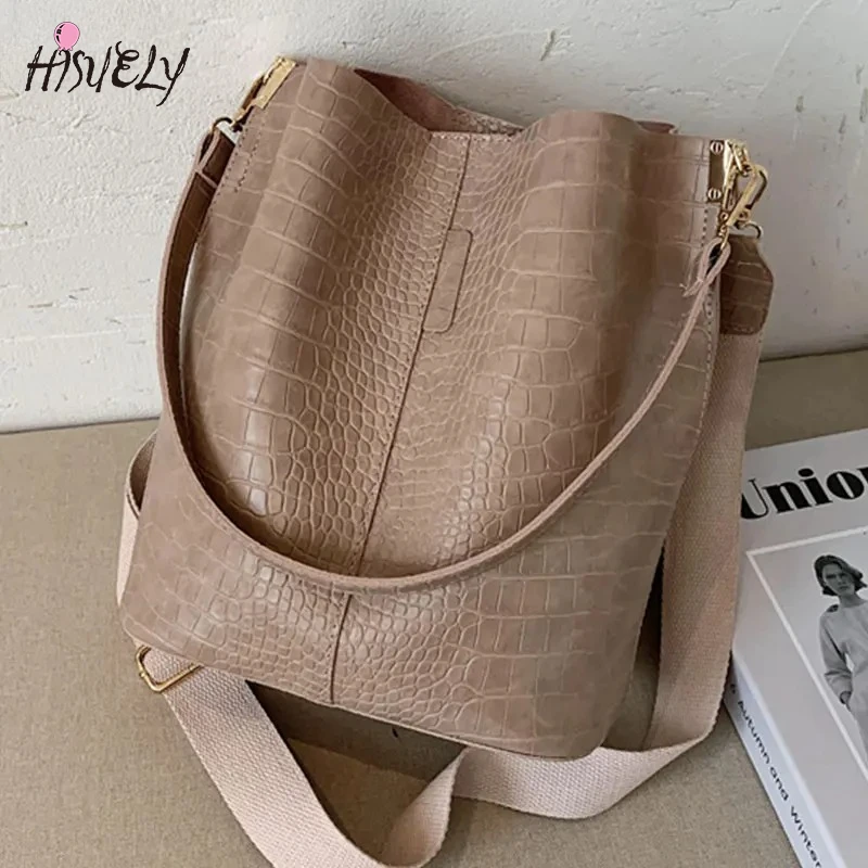 

2025 New Vintage Crocodile Pattern Crossbody Bags for Women PU Leather Handbag Trend Designer Shoulder Large Capacity Bucket Bag