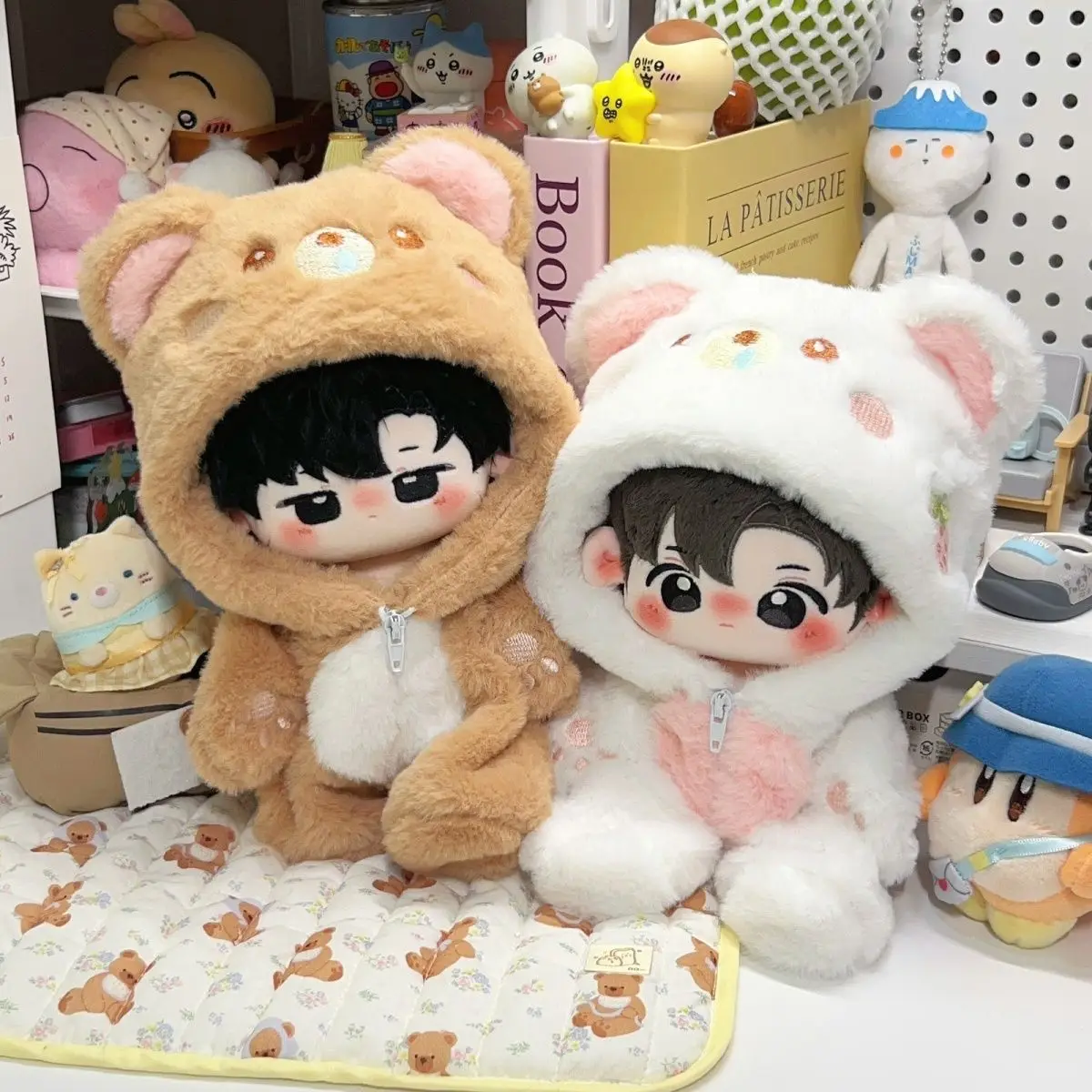 20 سنتيمتر ملابس دمى الدب الصغيرة لطيف أفخم نيسيي الشتاء الحيوان مقنعين بذلة الزي للدمى القطنية لا سمة فستان