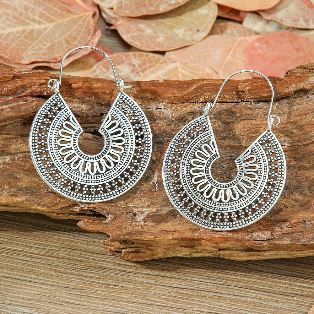 العرقية نمط بوهو طقم من الحلقان العتيقة الفضة على شكل حرف U القرط مشبك هندسية بيان الطرف الديكورات ارتداء اليومي عطلة الهدايا